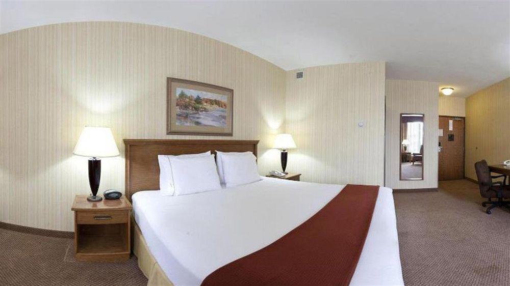 Holiday Inn Express - San Antonio Airport By Ihg Esterno foto