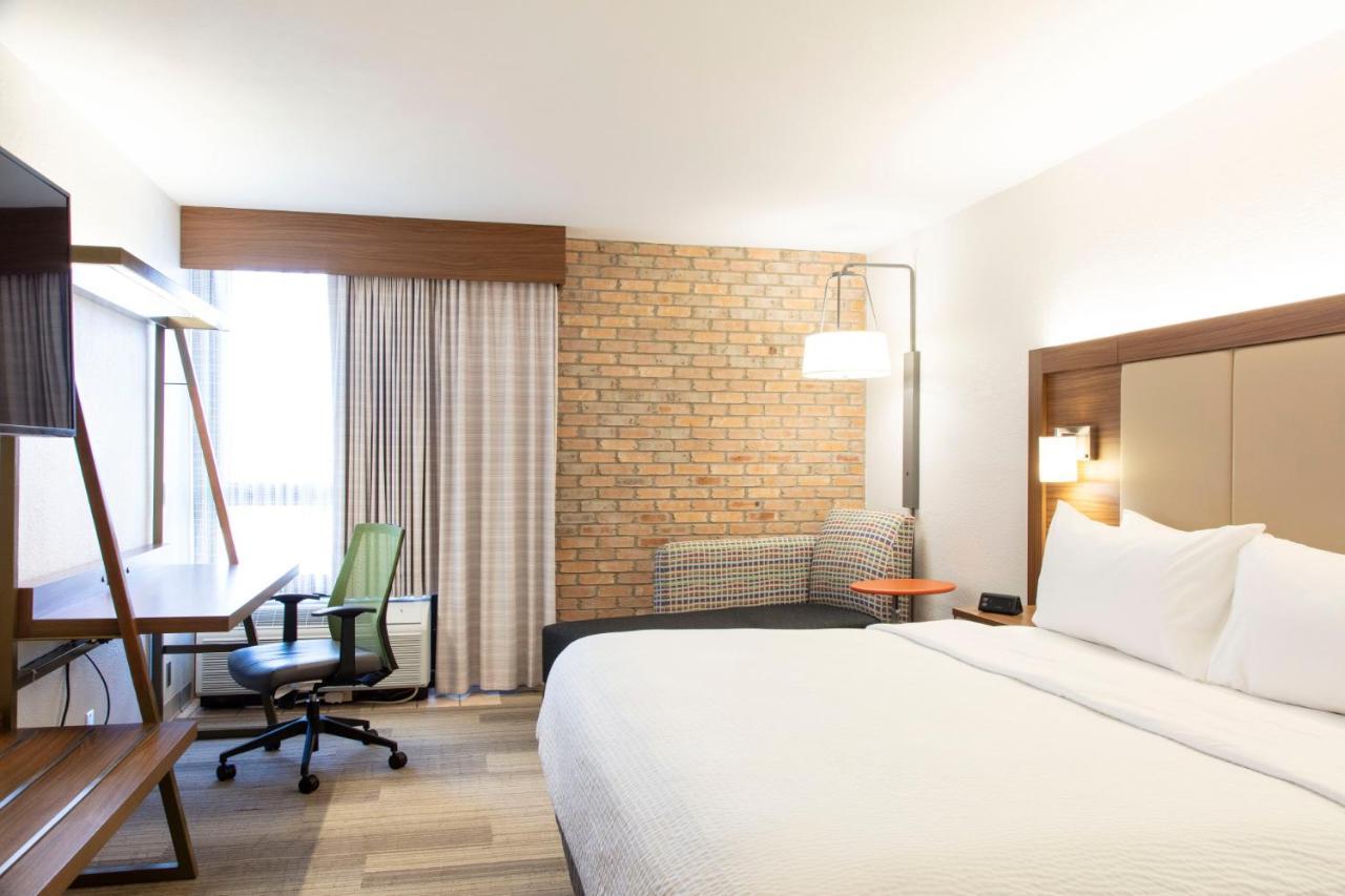 Holiday Inn Express - San Antonio Airport By Ihg Esterno foto