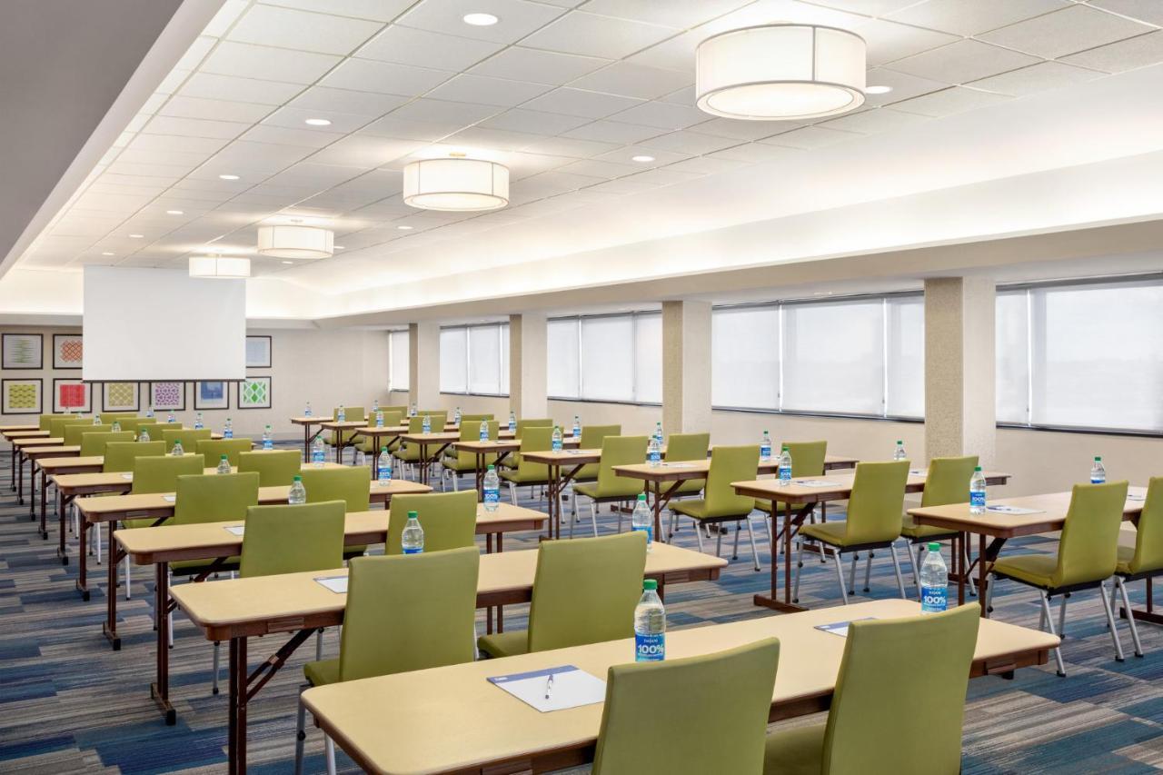 Holiday Inn Express - San Antonio Airport By Ihg Esterno foto