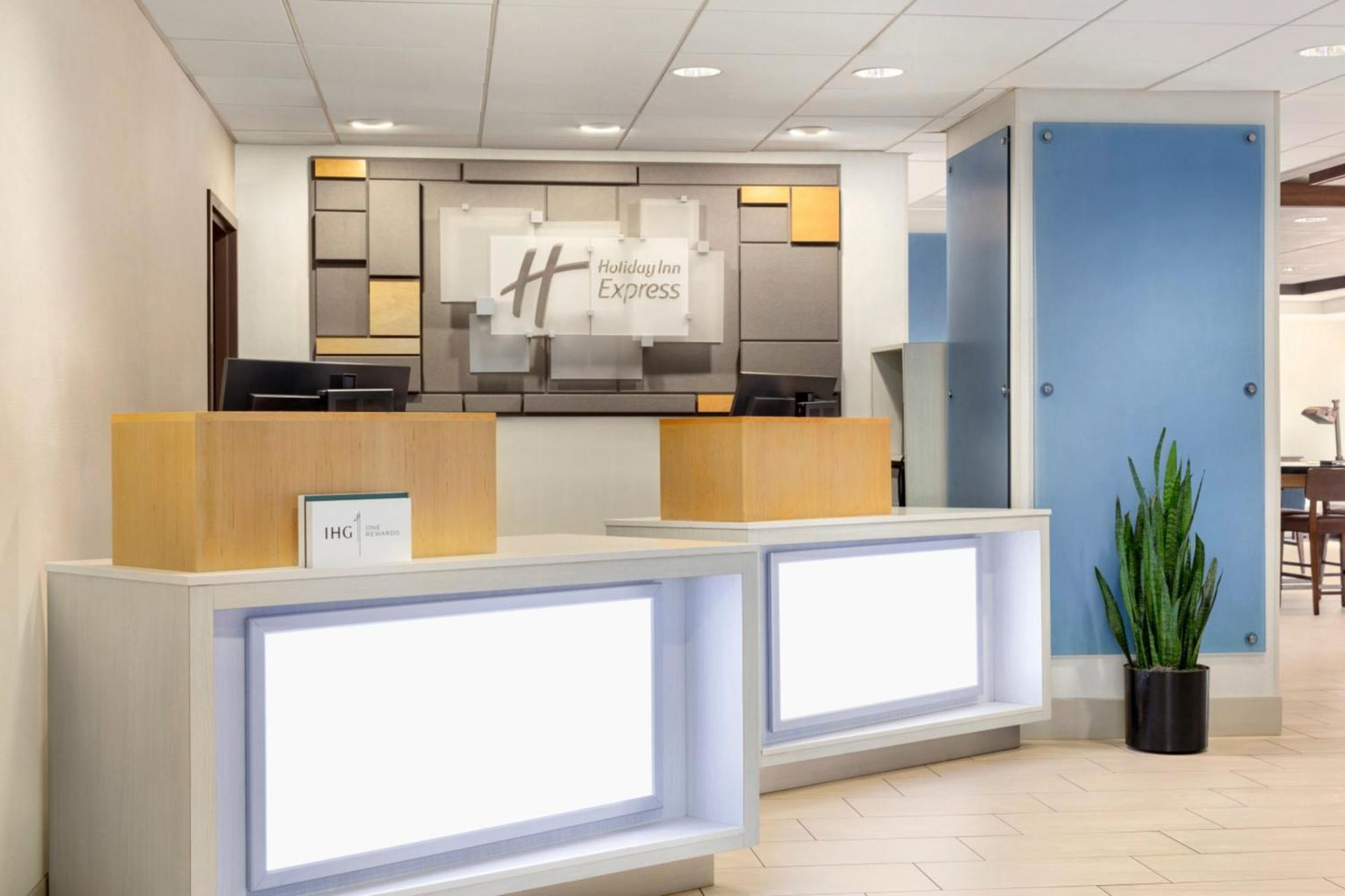 Holiday Inn Express - San Antonio Airport By Ihg Esterno foto